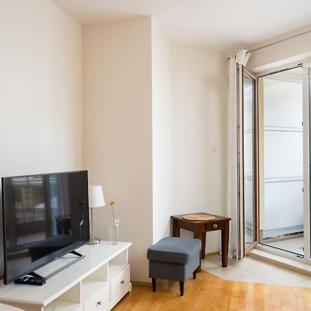Metro Ksiecia Janusza Cosy Apartment Варшава Экстерьер фото