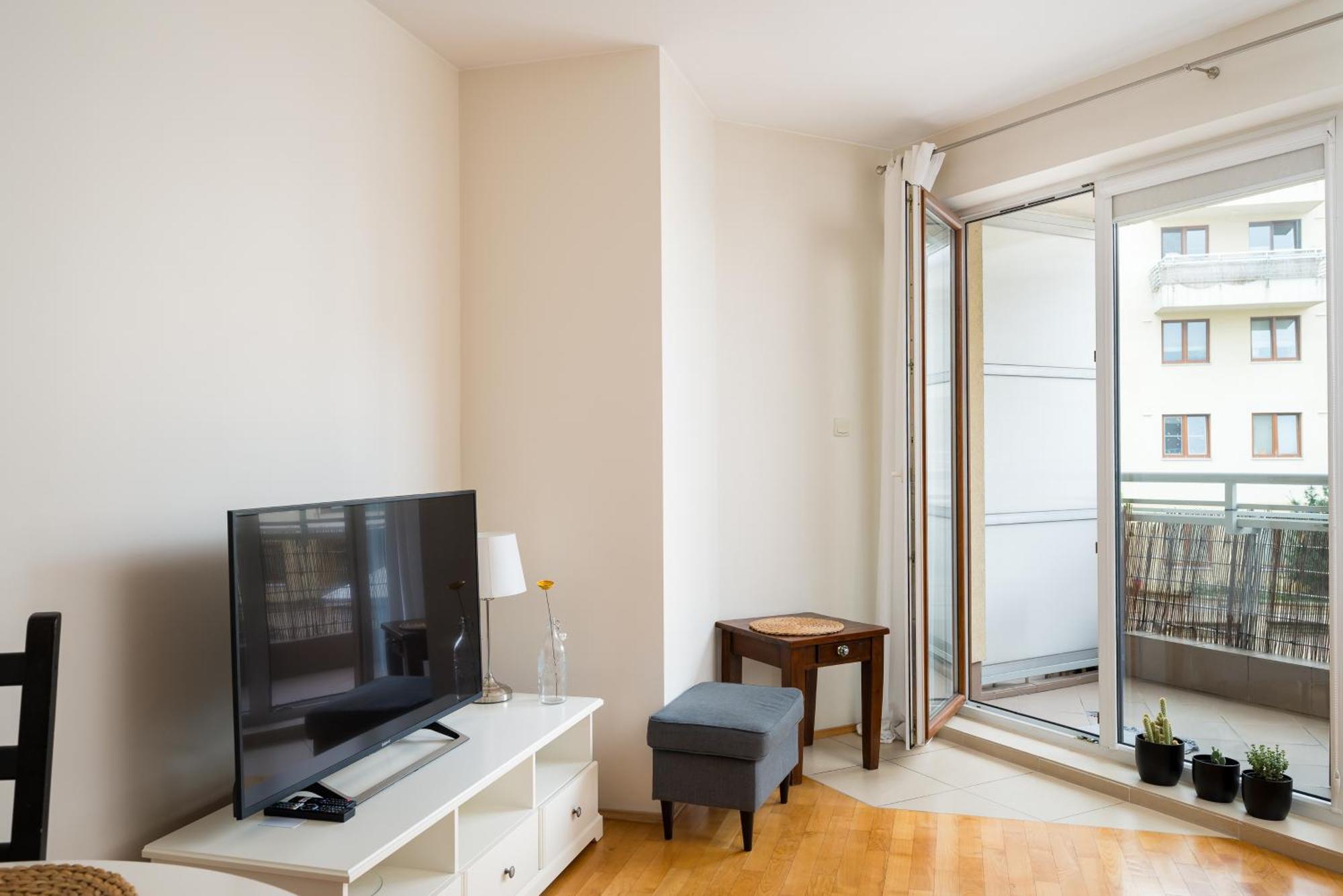 Metro Ksiecia Janusza Cosy Apartment Варшава Экстерьер фото